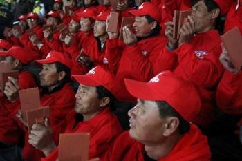 Pyongyang ha enviado 1.000 profesionales a animar a su equipo