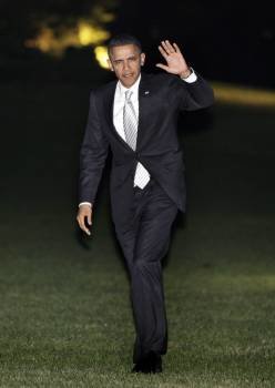 Obama a su llegada ayer a la Casa Blanca. (Foto: Yuri Gripas)