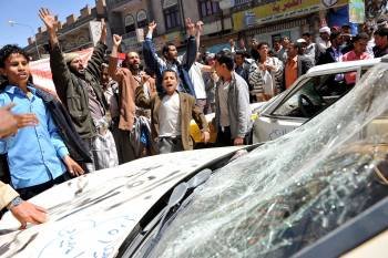 Manifestantes contra el Gobierno yemení en Saná. (Foto: )