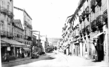 La calle del Progreso en 1936. Aun estaba en pie el Hotel Roma, último edificio a la izquierda. (Foto: )