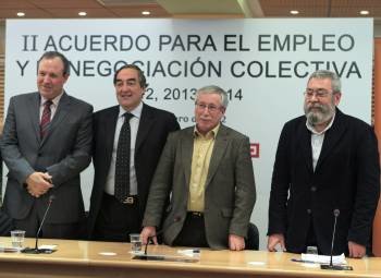 Jesús Terciado, Joan Rosell, Ignacio Fernández Toxo y Cándido Méndez. (Foto: GUSTAVO CUEVAS)