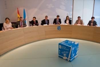 Los miembros del Gobierno gallego durante el Consello que celebraron ayer. (Foto: ANA VARELA)