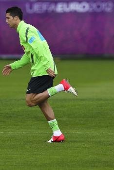 Cristiano Ronaldo,ayer durante el entrenamiento.