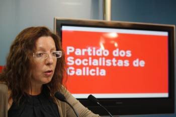 La parlamentaria del PSdeG, Carme Gallego, da por roto el diálogo con el PPdeG. (Foto: =)
