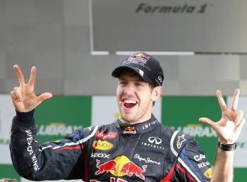 Sebastian Vettel, celebrando su título mundial. (Foto: JENS BUETTNER)