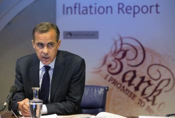 Carney compareció ante los medios con motivo de la presentación de su primer informe trimestral sobre la inflación en el Banco de Inglaterra (Foto: EFE )