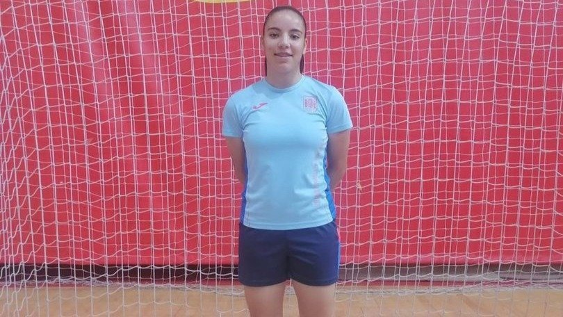 La ourensana Nuria Pascual, con la camiseta de la selección.
