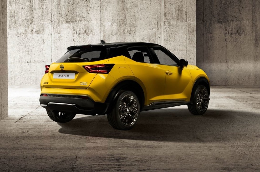 YDRAY-JUKE-MC-2024---Exterior-_-iconic-yellow-body-color---N-Sport---rear-view (1)