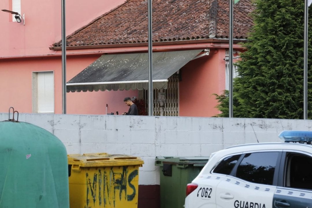Entrada del club Ninfas, que fue registrado el martes por la Guardia Civil.